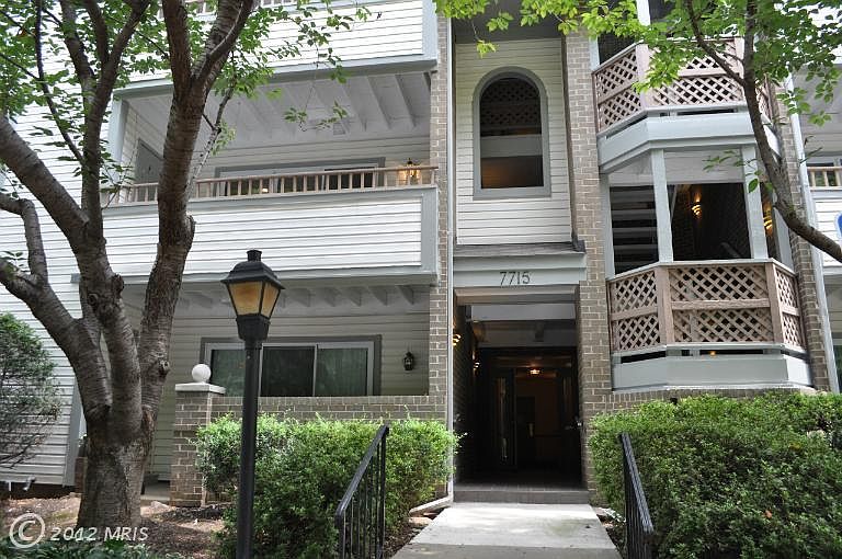 1st image of 7715 Lafayette Forest Dr #105