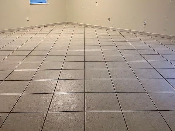 5th image of 10903 N Kendall Dr #219