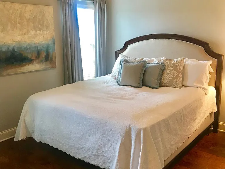 3001 Old Taylor Rd #405 — Photo 9