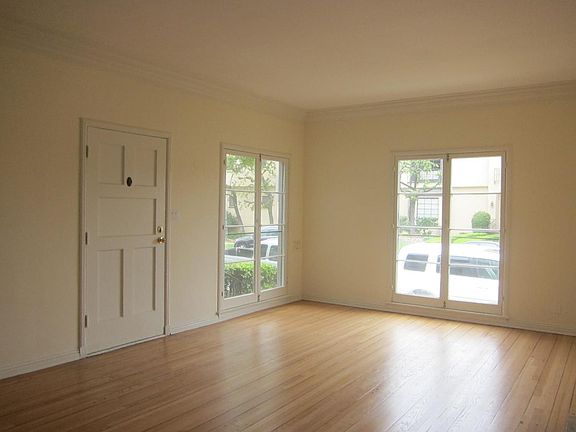 4th image of 1011 S Orlando Ave