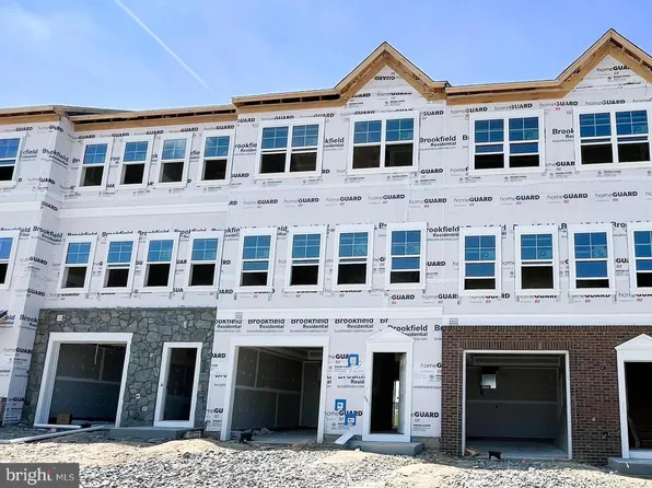 106 Swansong Pl, Winchester, VA 22603