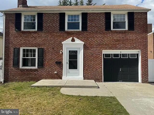 3 bed, 1.5 bath, 1464 sqft, $3,300 — Photo 2
