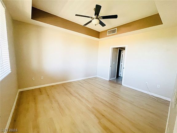 5th image of 19 E Agate Ave Unit 408