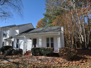 109 Pickett Ln, Cary, NC 27511