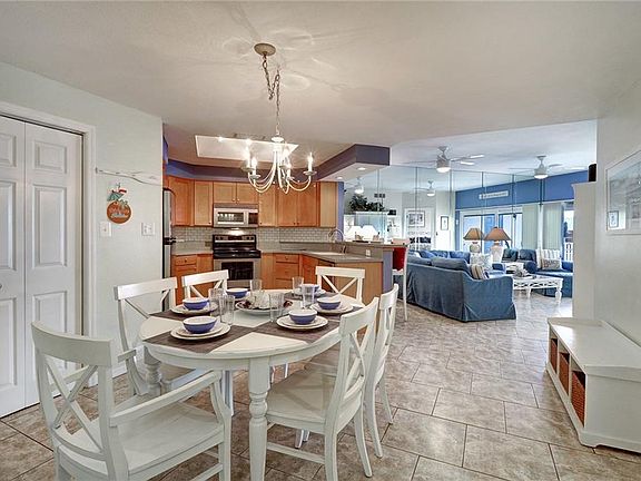 4th image of 18450 Gulf Blvd APT 503