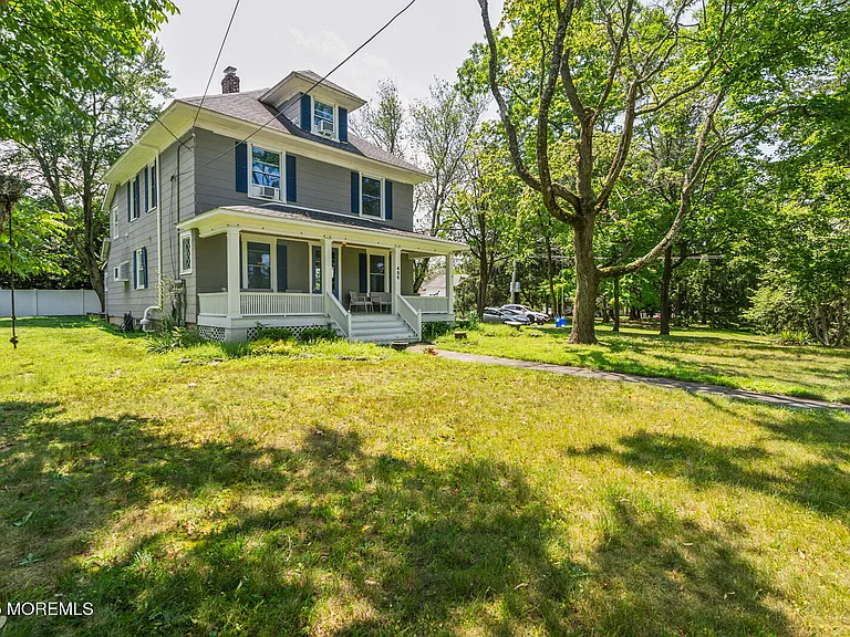 496 W Park Ave — Photo 28