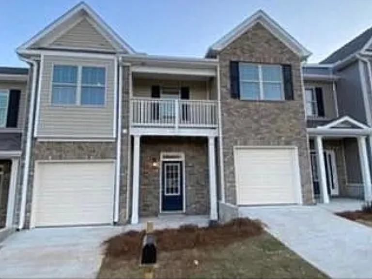 10165 Benton Woods Dr — Photo 1