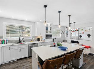 492 Grandview Ter, Kamloops, BC V2C3Z4