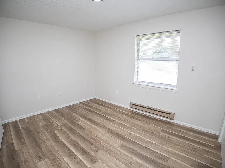 4819 Marion St — Photo 10
