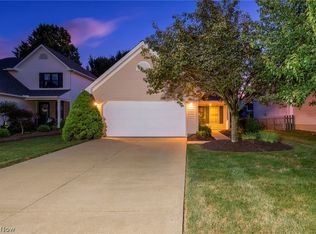450 Charleton Dr, Medina, OH 44256