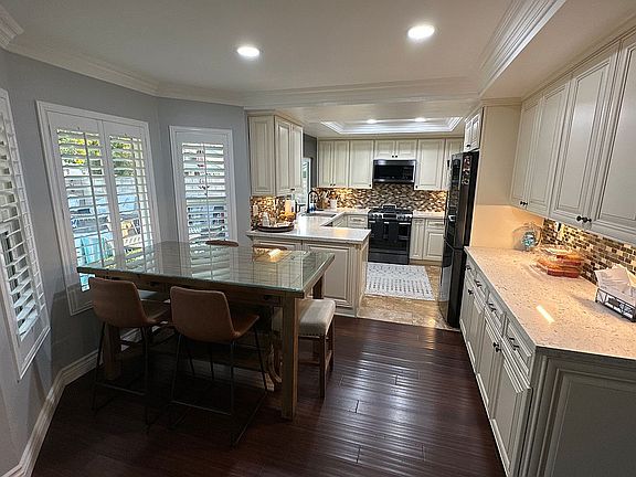 4th image of 17203 Mariana St