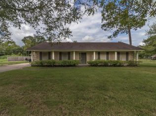 14114 1st St, Santa Fe, TX 77517