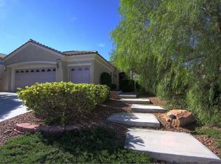 2707 Evergreen Oaks Dr, Henderson, NV 89052