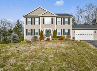 114 Pondview Rd, East Brookfield, MA 01515