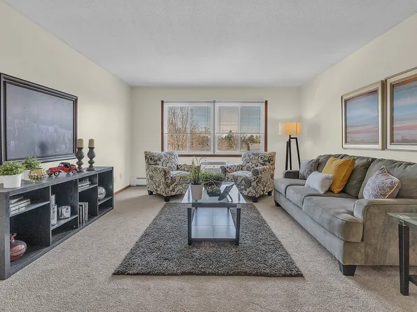 Moonraker Apartments