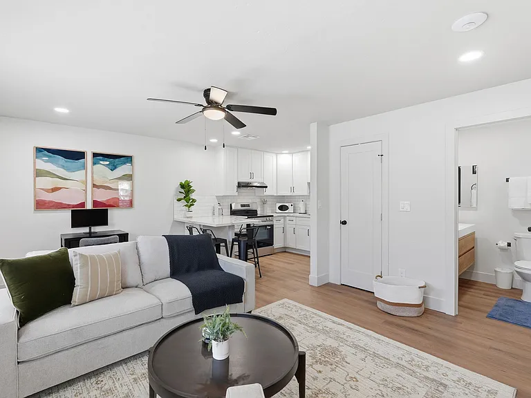 1417 E Roosevelt St #1 — Photo 9