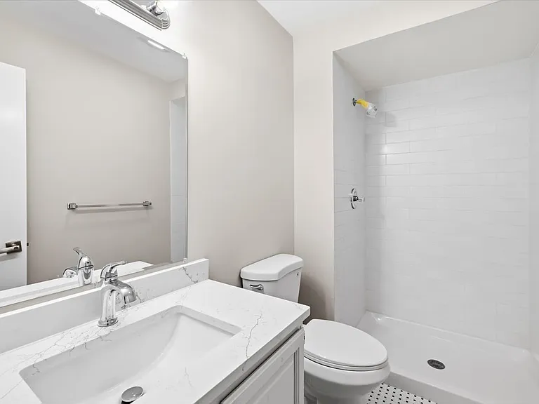 222 Eagle Rock Ave — Photo 6