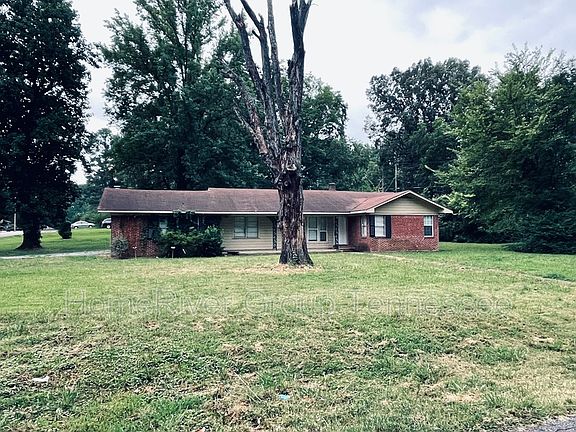 5th image of 1509 Oakwood Dr