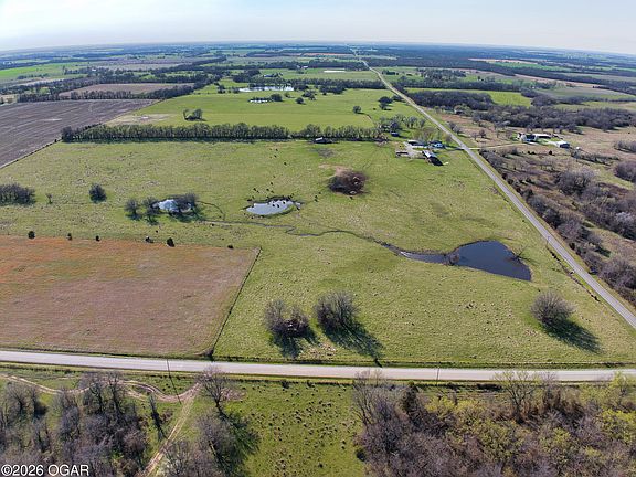 5th image of 6294 Thorn Rd