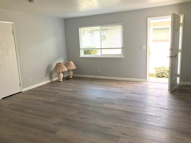 1st image of 4445 Hamilton Ave