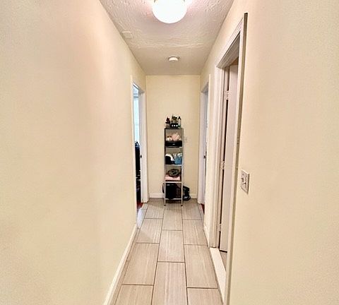 5th image of 214 Hanover St #2