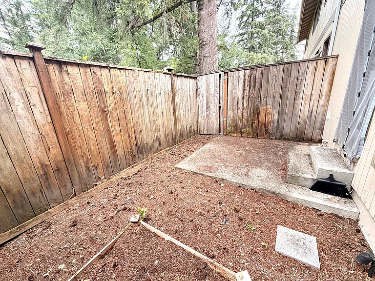 American Lake Townhomes — Photo 32