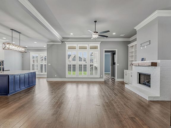2nd image of 37359 Cypress Hollow Ave