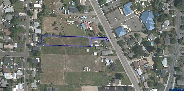 2nd image of 2605 Merriman Rd