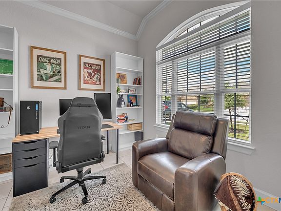 4th image of 17209 Calipatria Ln