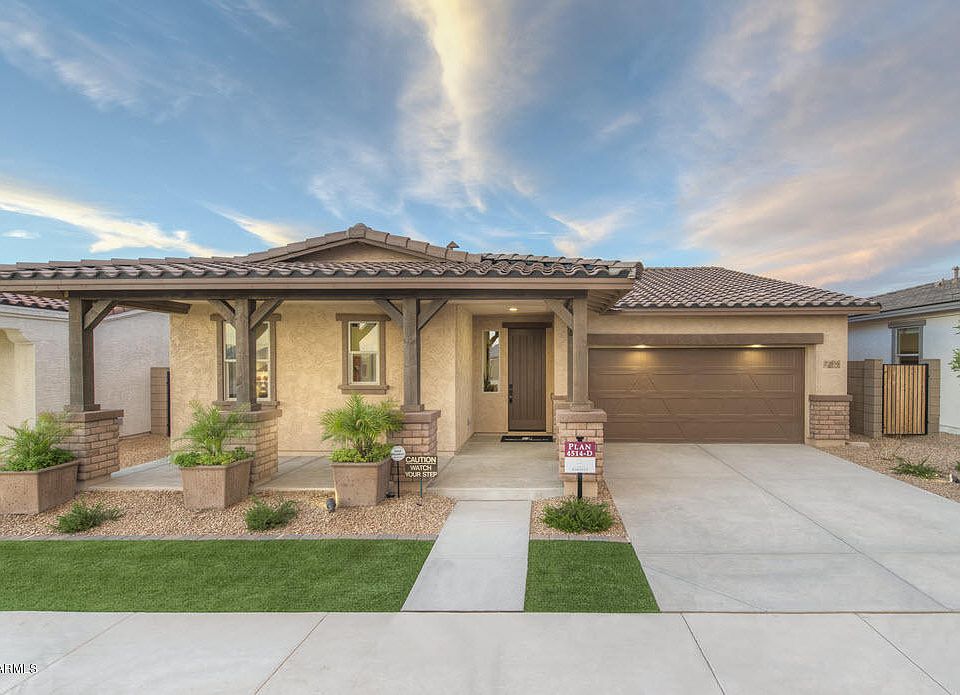 1st image of 22636 E Creosote Dr