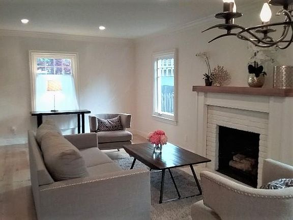 3rd image of 1704 Barroilhet Ave
