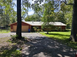 478 Cherokee Ln, Onalaska, TX 77360