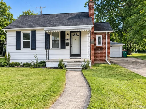 14916 Crescentwood Ave, Eastpointe, MI 48021