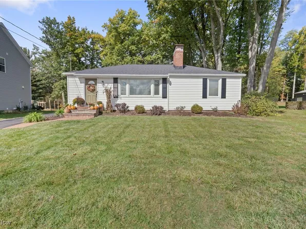 5561 Fleetwood Ave NW, Canton, OH 44718