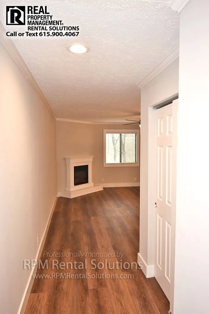 Half Off 1st Month! Amazing 2br Condo Off Edmondson Pike/Brentwood! Washer/Dryer, 2-Car Garage, W... — Photo 3