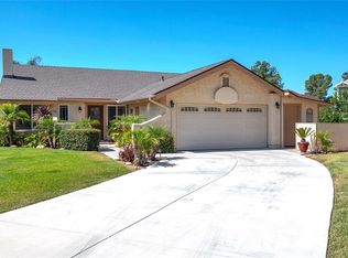 27861 Cherry Creek Dr, Santa Clarita, CA 91354