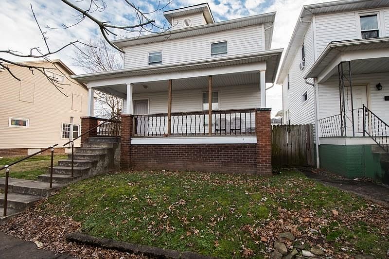 1st image of 1528 Jackson St