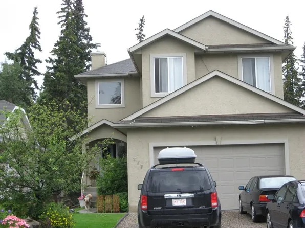 277 Eaton Dr #1A, Hinton, AB T7V 1Y5
