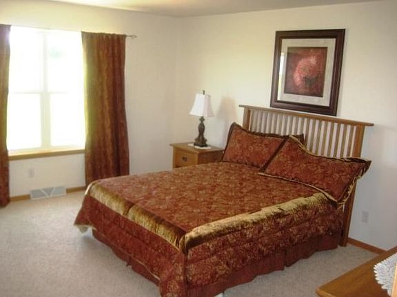 4th image of 9324 Prairie Crossing Dr