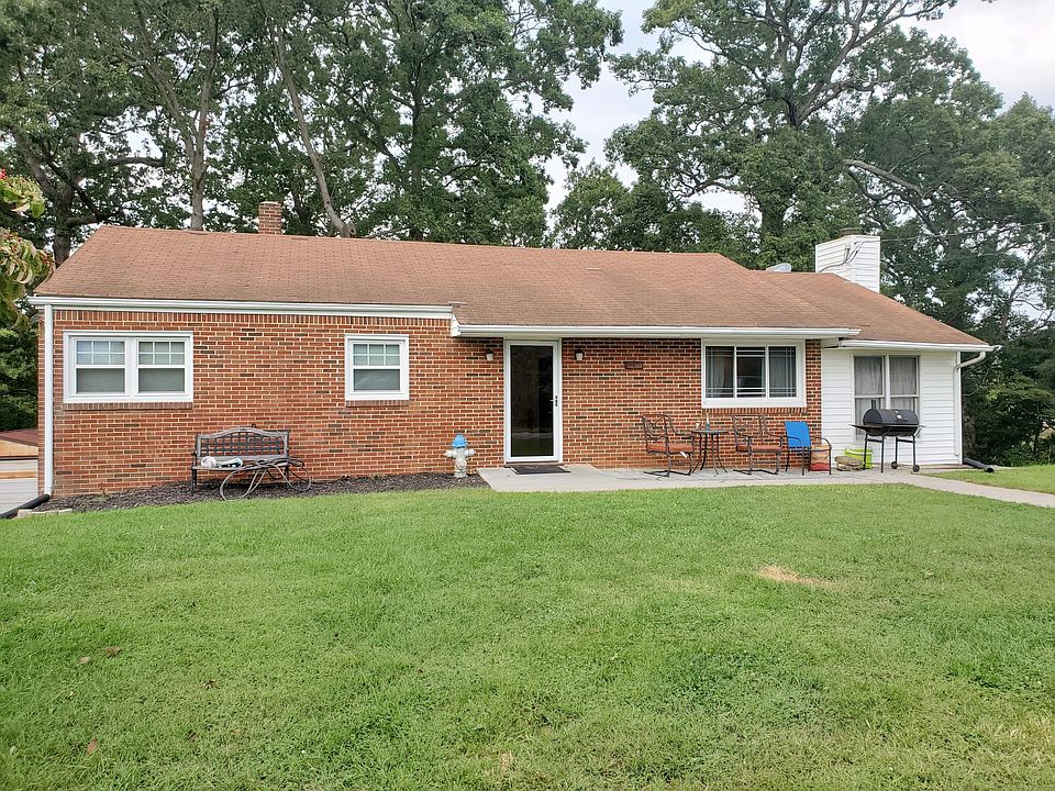 1st image of 3164 Belle Ave NE
