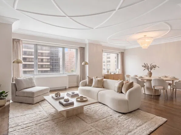 200 East 62nd Street image 1 of 15