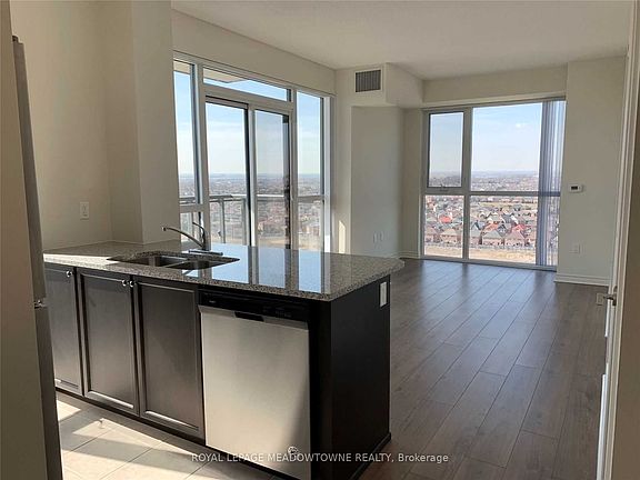 4th image of 349 Rathburn Rd W #2016