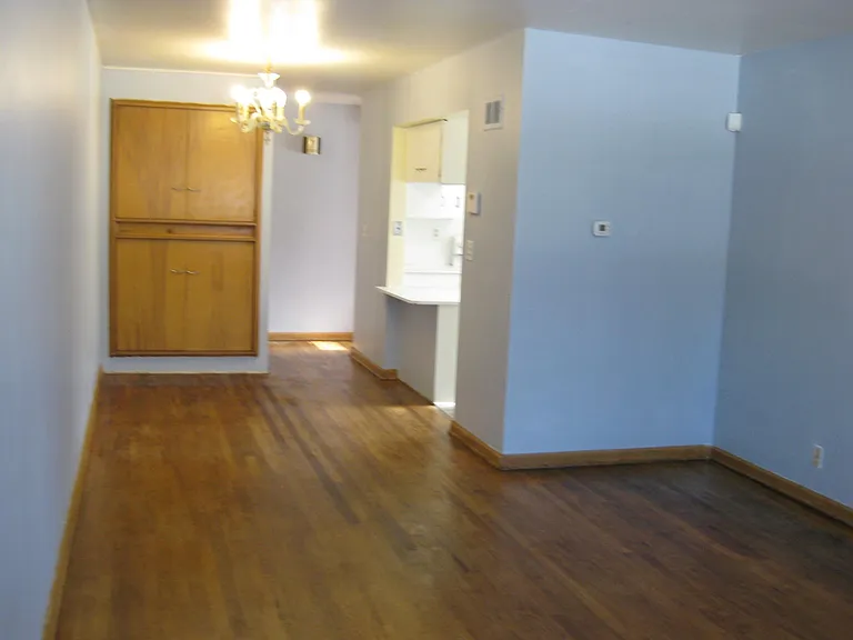 643 N 48th St — Photo 5