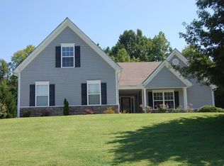 6442 Mossy Boulder Dr, Flowery Branch, GA 30542