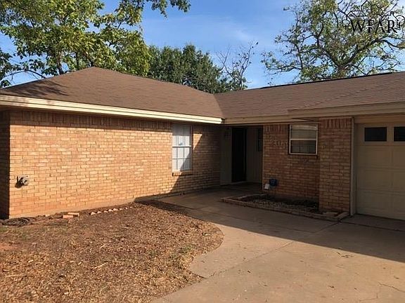 2nd image of 5203 Wildwood Dr