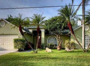 1521 Barber St, Sebastian, FL 32958