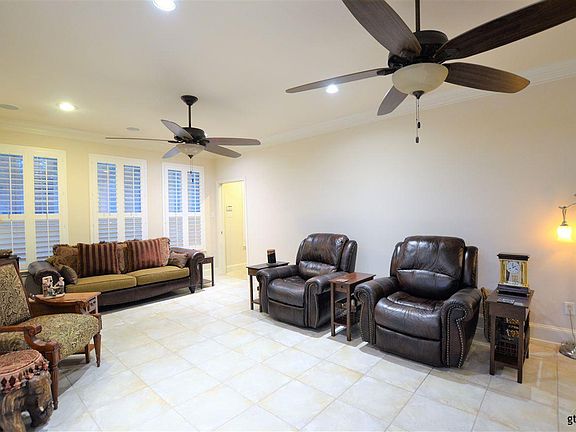 4th image of 1865 Hollylake Cir