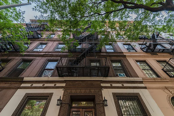 Rented by Sky Management | media 42