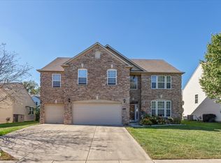 1626 Woodfield Dr, Greenwood, IN