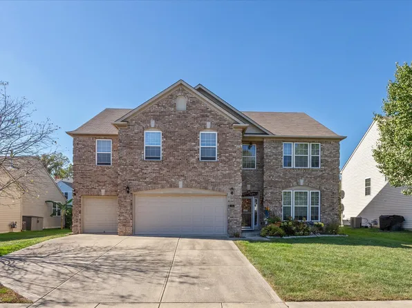 1626 Woodfield Dr, Greenwood, IN 46143